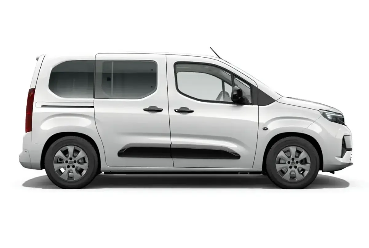 Nouvelle Opel Combo 130 ch (95 kW) 2026 Blanc Monospace
