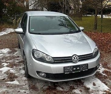 Silber Gebraucht 2009 VW Golf VI Comfortline Kleinwagen | 5.490 € (Guter Preis) - Bild 1/4