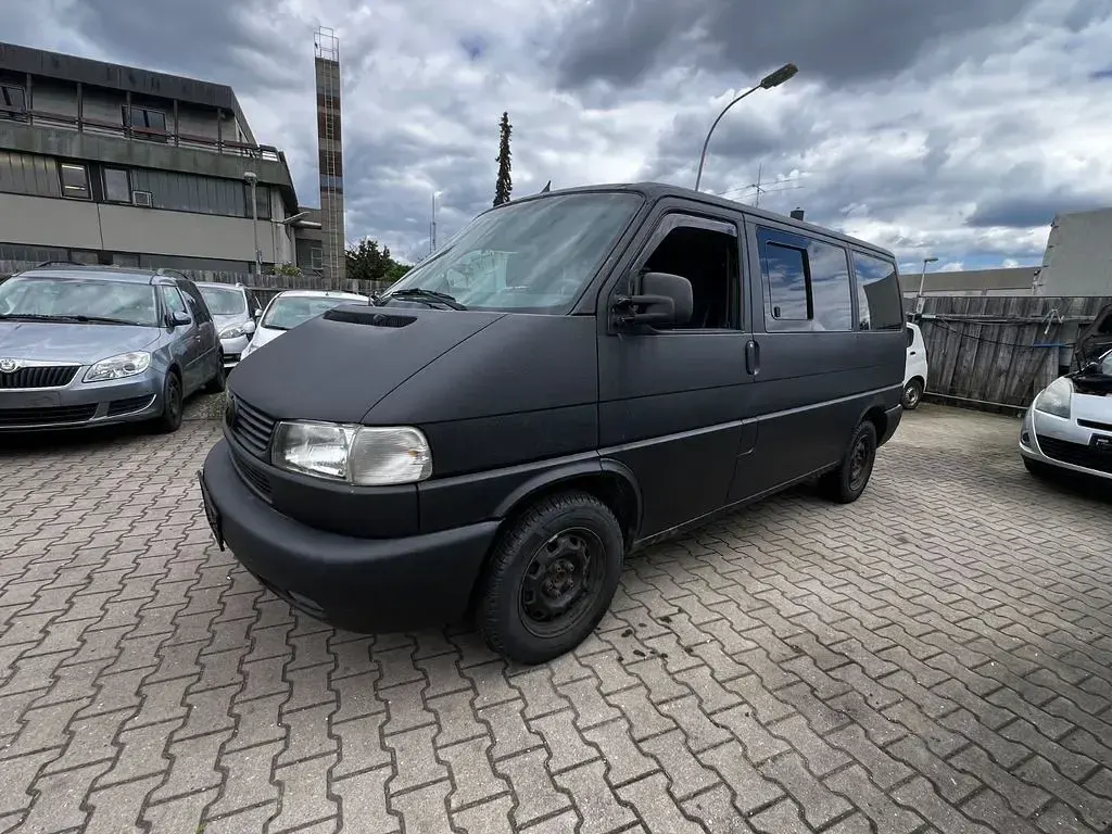 Używany VW T4 102 KM (75 kW) 1997 Czarny Van