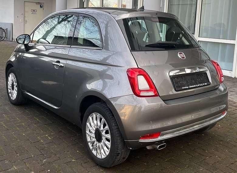Colore esterno (pompei grau) Gebraucht 2018 Fiat 500 Lounge Kleinwagen | 10.799 € (Fairer Preis) - Bild 1/4