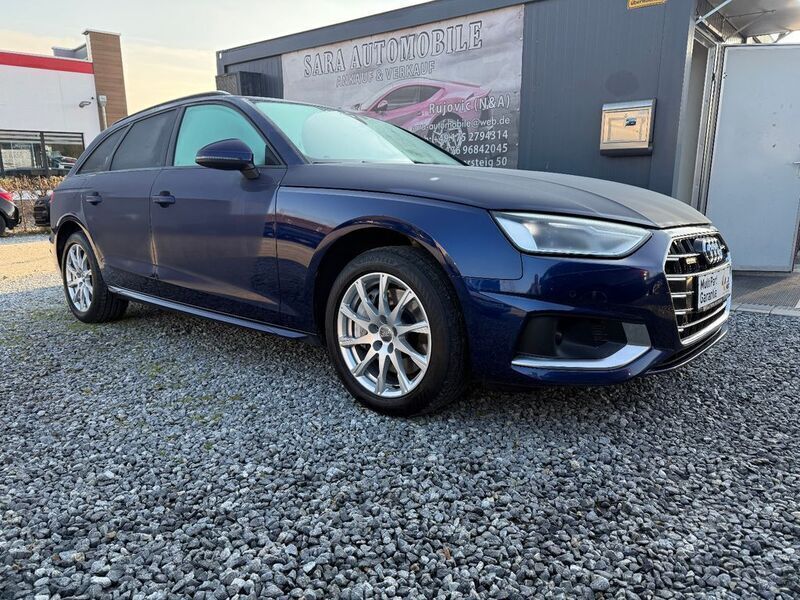 Blau Gebraucht 2020 Audi A4 Advanced Kombi | 19.290 € (Superpreis) - Bild 1/4