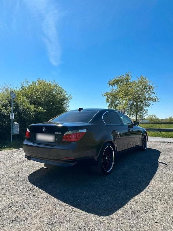 Usata BMW 525 192 CV (141 kW) 2004 Blu Berlina