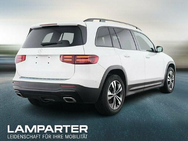 Gebraucht Mercedes GLB200 Night 150 PS (110 kW) 2024 Weiß SUV