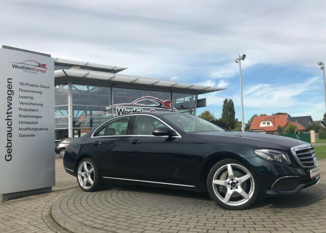 Gebraucht Mercedes E350 Exclusive 258 PS (189 kW) 2016 Grün metallic Limousine