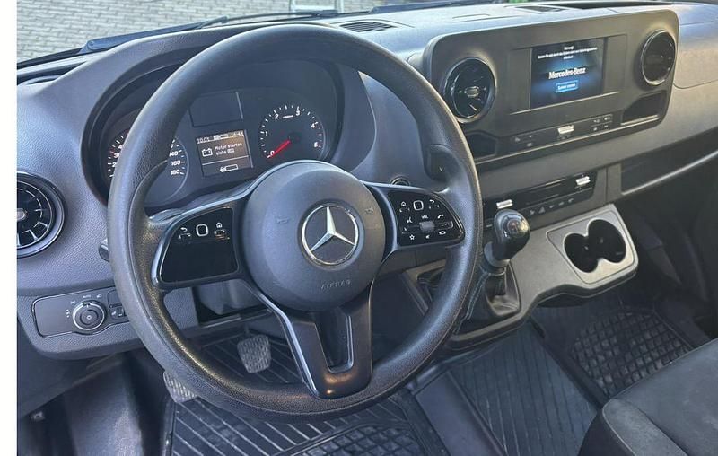 Gebraucht Mercedes Sprinter 143 PS (105 kW) 2020 Schwarz Van