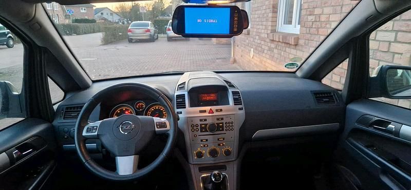 Gebraucht Opel Zafira 110 PS (80 kW) 2014 Weiß Van / Kleinbus