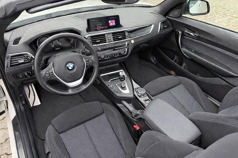 Gebraucht BMW 220 184 PS (135 kW) 2018 Weiß Cabrio