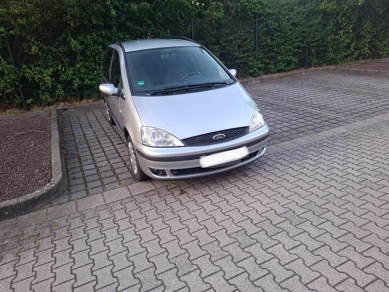 Gebraucht Ford Galaxy 136 PS (100 kW) 2002 Grau Van / Kleinbus