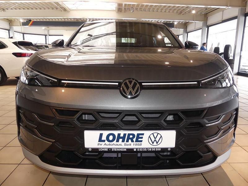 Neu VW T-Roc Style 150 PS (110 kW) 2026 Grau SUV