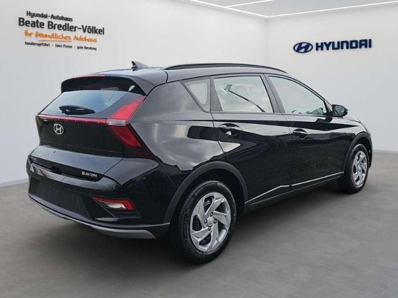 Neu Hyundai Bayon Select 101 PS (74 kW) 2025 Phantom black / met SUV