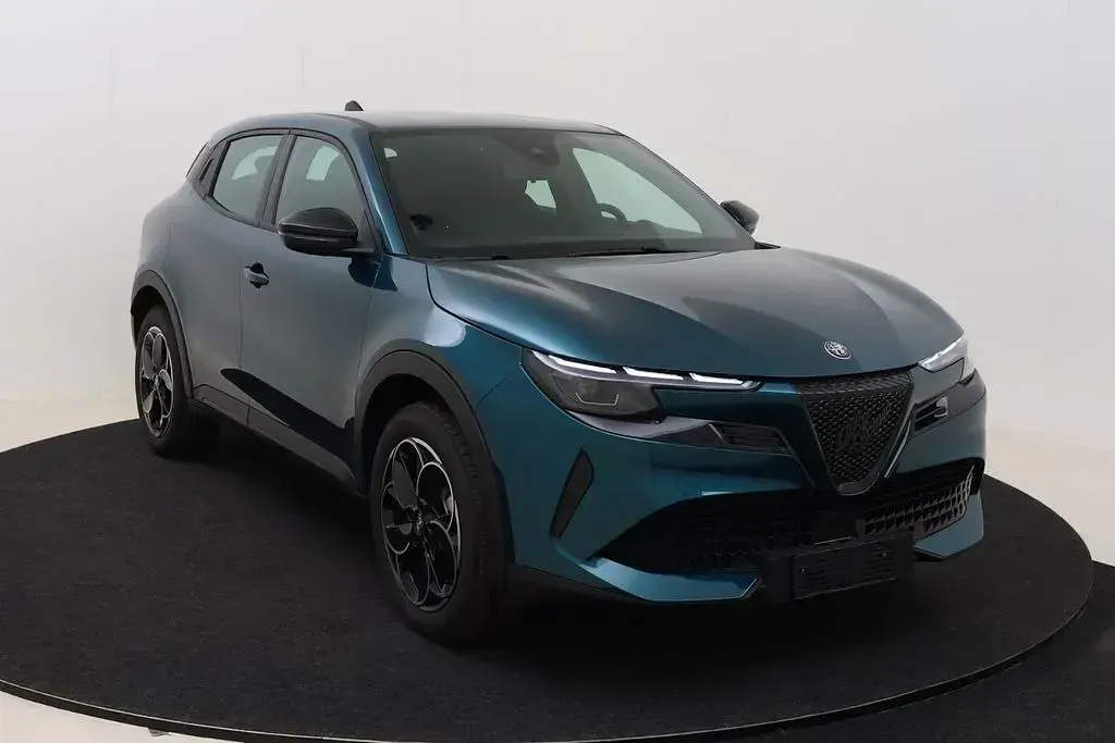Gebraucht Alfa Romeo Junior 114 kW (156 PS) 2025 Blau SUV