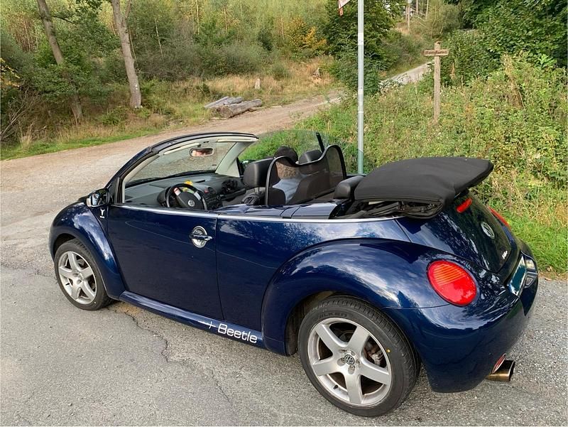 Gebraucht VW New Beetle 175 PS (128 kW) 2004 Blau Kleinwagen
