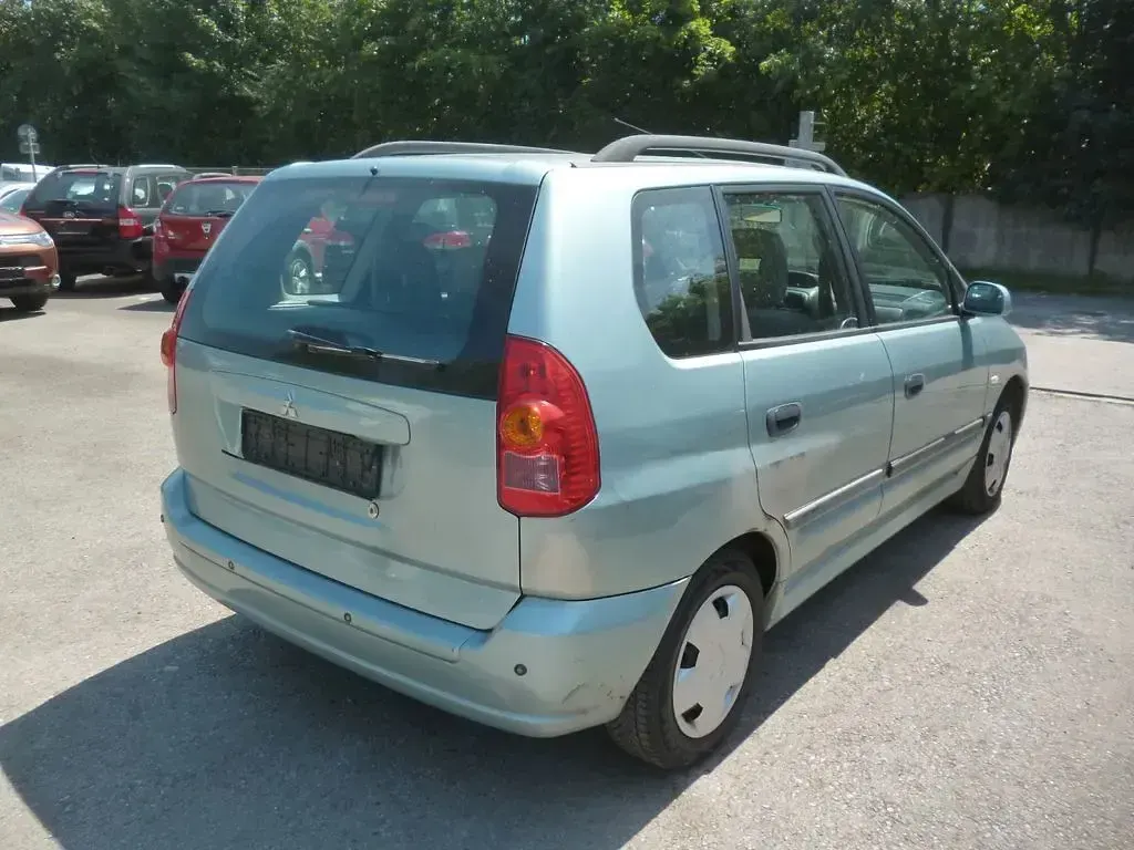 Gebraucht Mitsubishi Space Star Comfort Edition 82 PS (60 kW) 2002 Grün Van / Kleinbus