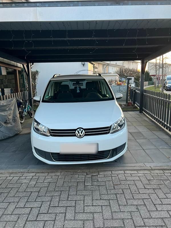 Gebraucht VW Touran 105 PS (77 kW) 2015 Weiß Van / Kleinbus