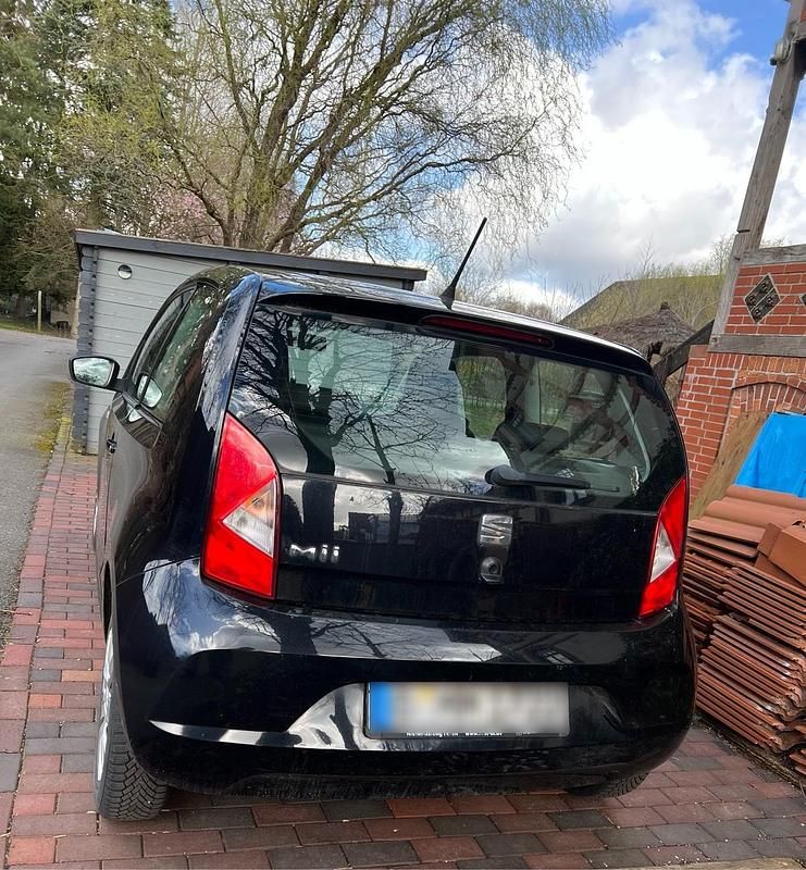 Gebraucht Seat Mii 44 PS (32 kW) 2018 Schwarz Kleinwagen