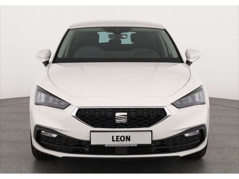Neu Seat Leon 150 PS (110 kW) 2025 Weiß Limousine