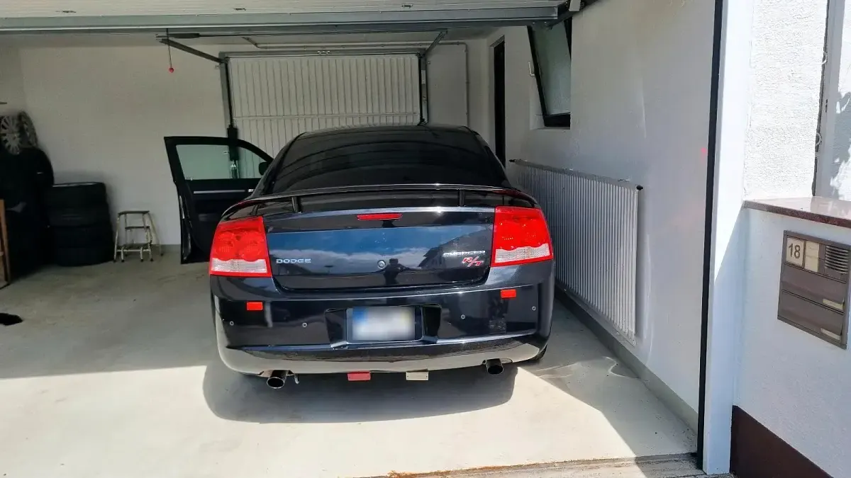 Gebraucht Dodge Charger 375 PS (275 kW) 2010 Schwarz Limousine