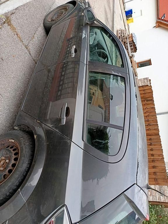 Gebraucht Opel Astra Edition 90 PS (66 kW) 2009 Grau Limousine