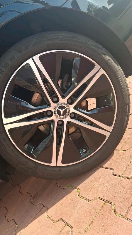 Gebraucht Mercedes A200 150 PS (110 kW) 2020 Schwarz Limousine