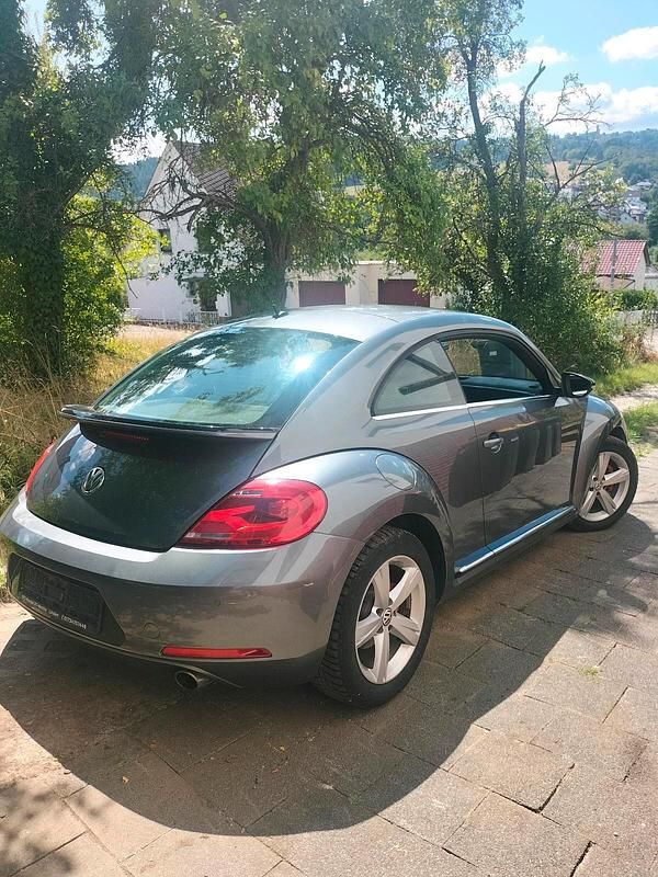 Grau Gebraucht 2012 VW Beetle Sportline Coupé | 6.600 € - Bild 1/4