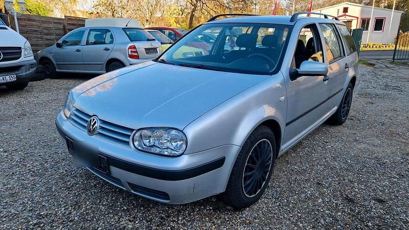 Silber Gebraucht 2002 VW Golf IV Kombi | 1.590 € (Guter Preis) - Bild 1/4