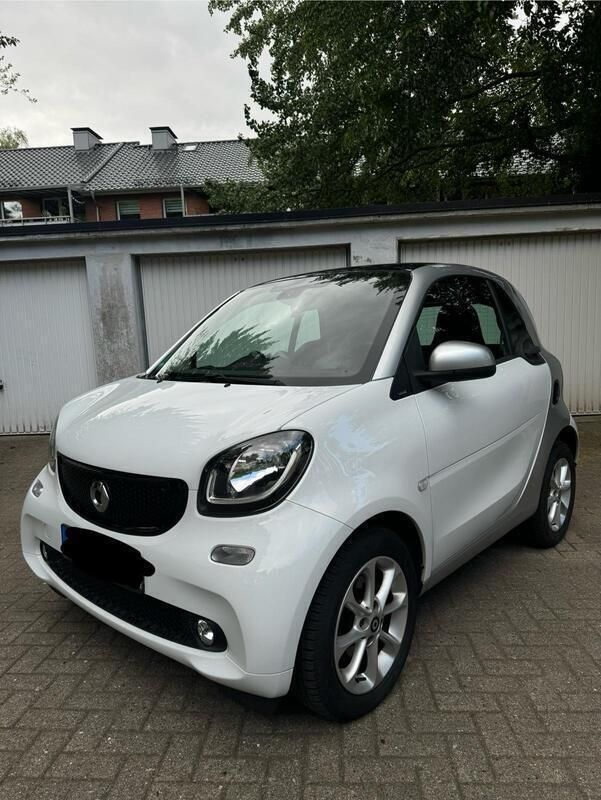 Weiß Gebraucht 2015 Smart ForTwo Coupé Coupé | 9.500 € (Fairer Preis) - Bild 1/4
