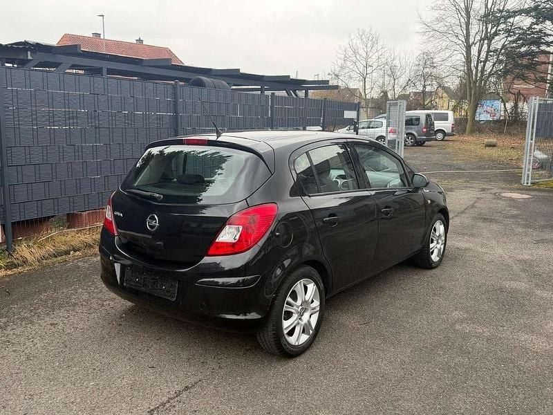 Gebraucht Opel Corsa Satellite 86 PS (63 kW) 2011 Saphirschwarz mineraleffekt Kleinwagen