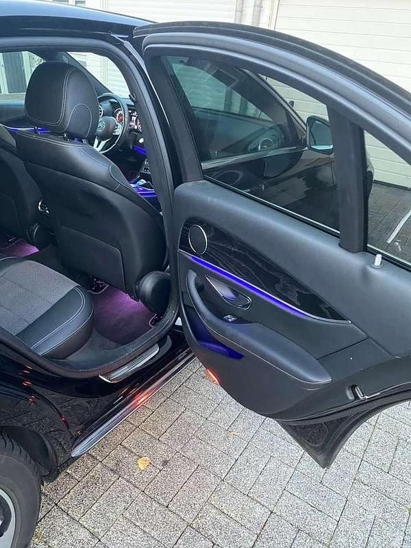 Gebraucht Mercedes E200 Avantgarde 184 PS (135 kW) 2019 Limousine