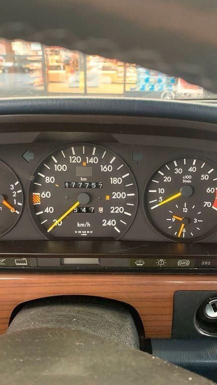 Gebraucht Mercedes S420 224 PS (164 kW) 1989 Blau Limousine