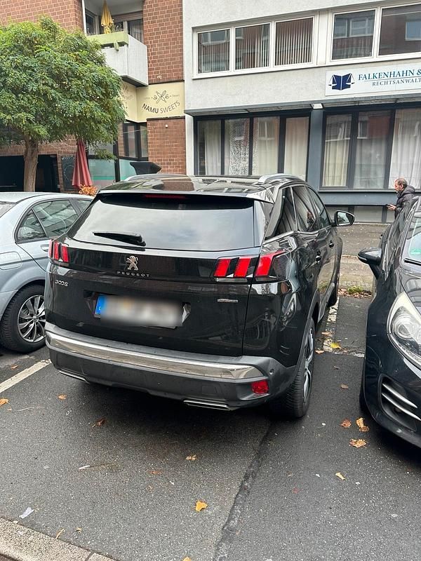 Schwarz Gebraucht 2020 Peugeot 3008 GT SUV | 20.950 € (Fairer Preis) - Bild 1/4