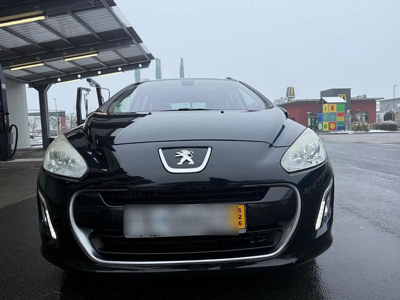 Gebraucht Peugeot 308 156 PS (114 kW) 2011 Schwarz Kombi