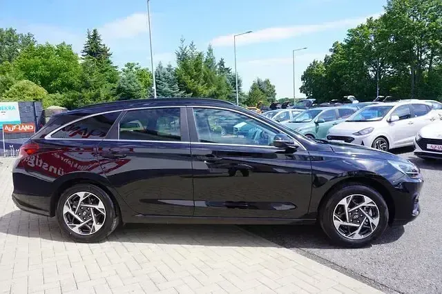 Neu Hyundai i30 150 PS (110 kW) 2026 Schwarz Kombi