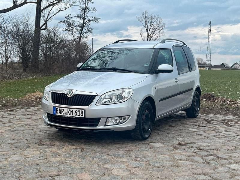 Gebraucht Skoda Roomster 105 PS (77 kW) 2011 Schwarz Van / Kleinbus