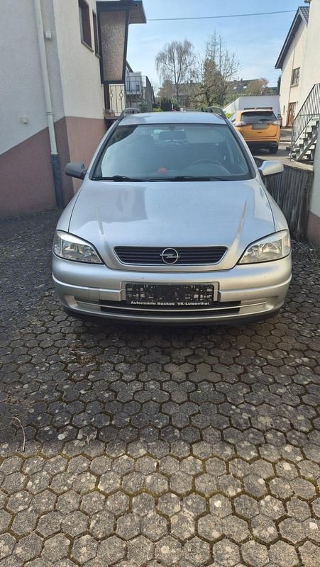 Gebraucht Opel Astra 103 PS (75 kW) 2004 Silber Kombi