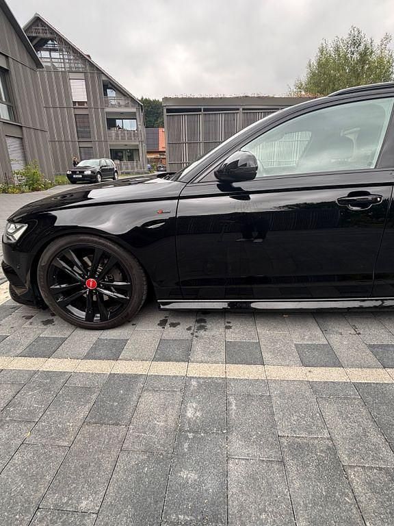 Gebraucht Audi A6 Performance 190 PS (139 kW) 2017 Schwarz Kombi