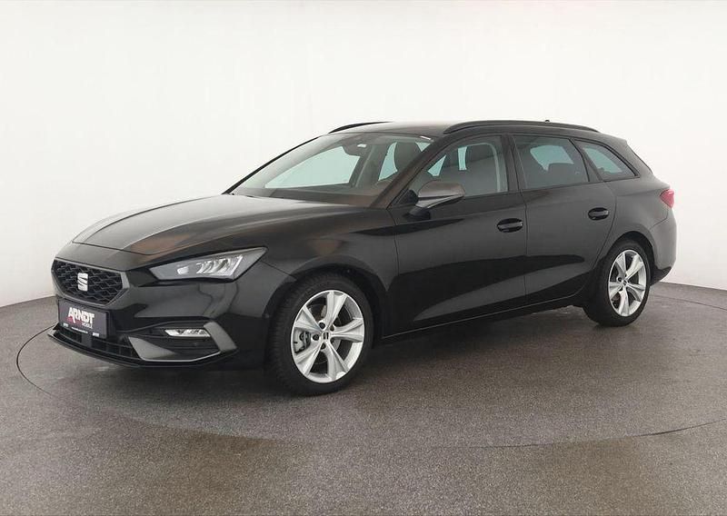 Schwarz Gebraucht 2024 Seat Leon FR Limousine | 26.784 € (Fairer Preis) - Bild 1/3