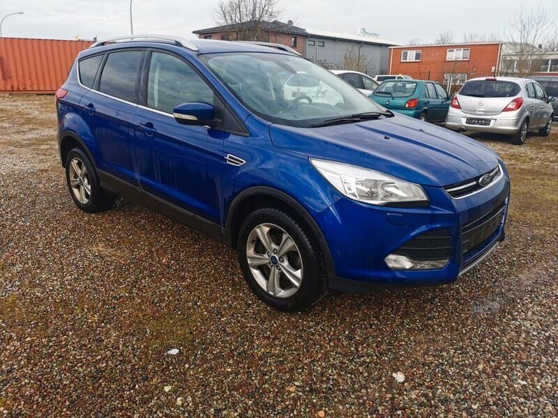 Blau Gebraucht 2014 Ford Kuga Titanium SUV | 5.000 € (Superpreis) - Bild 1/4