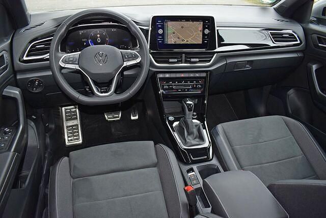 Gebraucht VW T-Roc R-line 150 PS (110 kW) 2024 Silber SUV