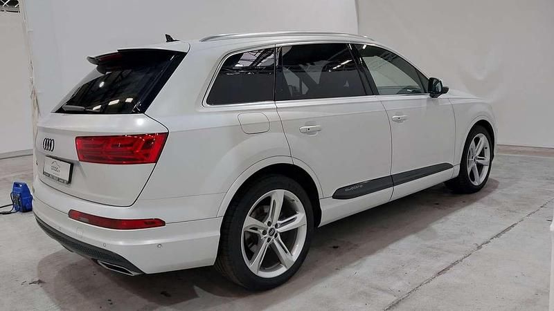 Gebraucht Audi Q7 Ambiente 286 PS (210 kW) 2019 Schwarz SUV