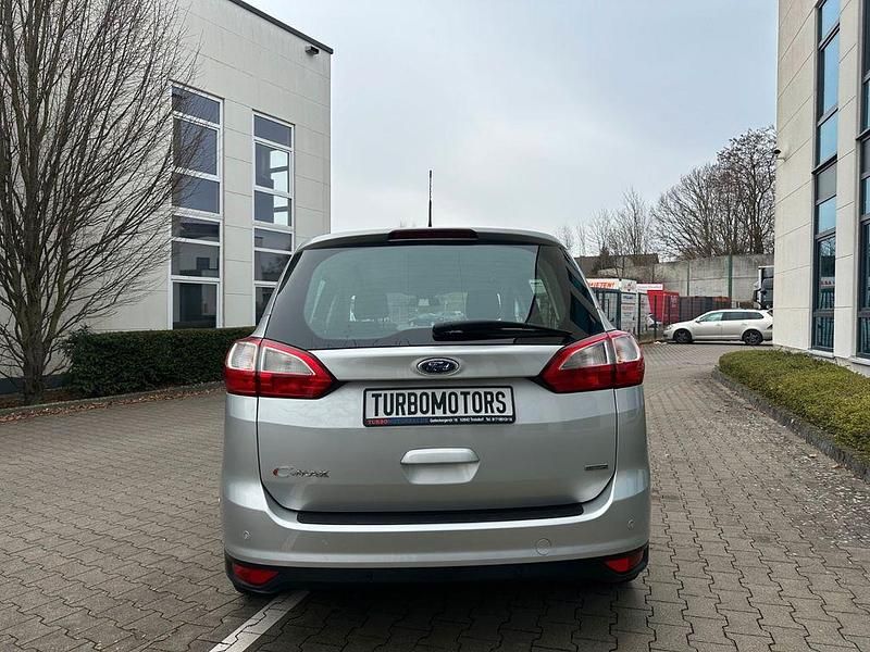 Gebraucht Ford Grand C-Max Titanium 125 PS (91 kW) 2016 Silber Van / Kleinbus