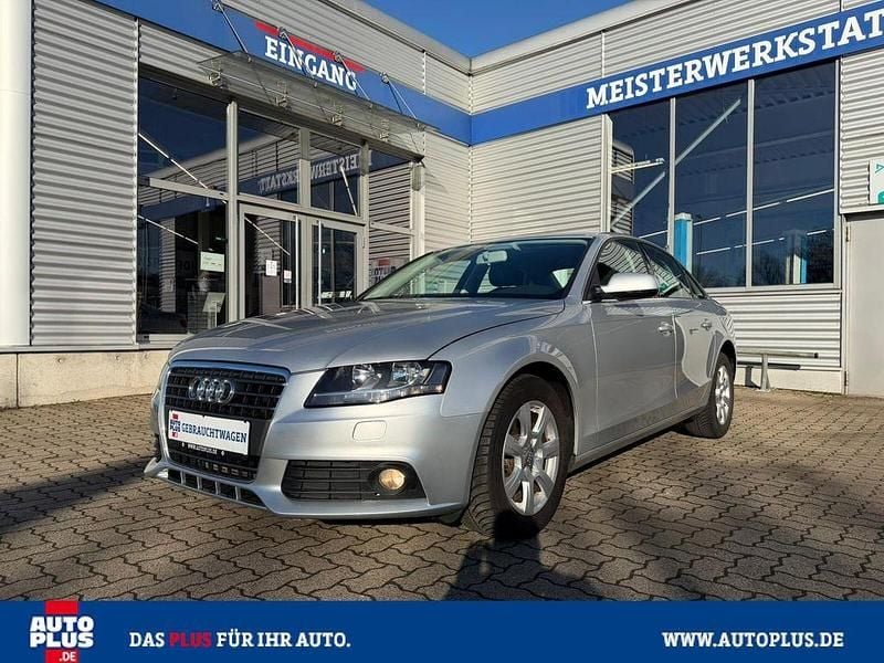 Gebraucht Audi A4 Ambiente 120 PS (88 kW) 2010 Silber Limousine