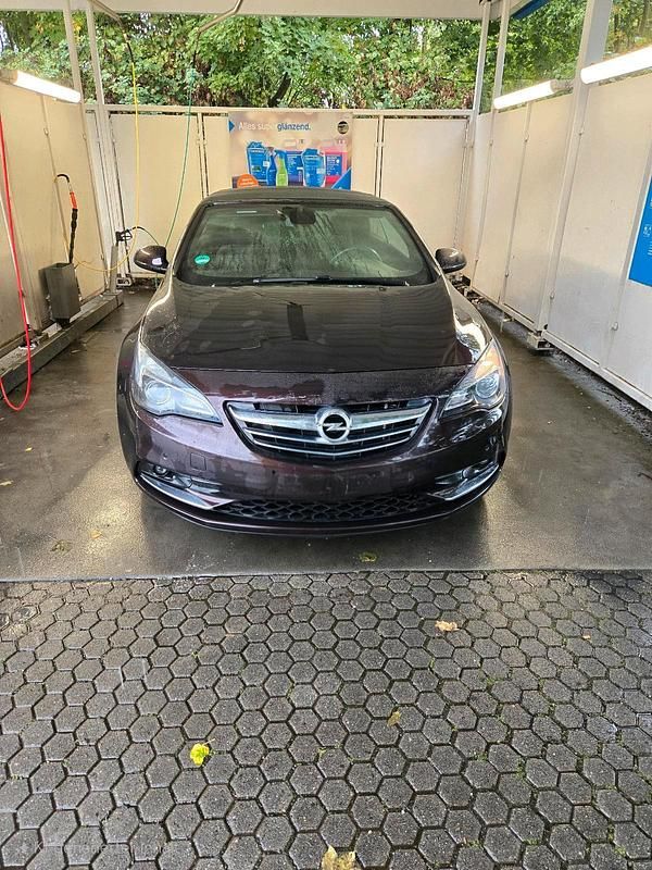 Gebraucht Opel Cascada 120 PS (88 kW) 2014 Braun Cabrio