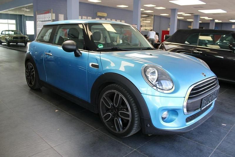 Blau Gebraucht 2018 Mini ONE Kleinwagen | 10.980 € (Fairer Preis) - Bild 1/4