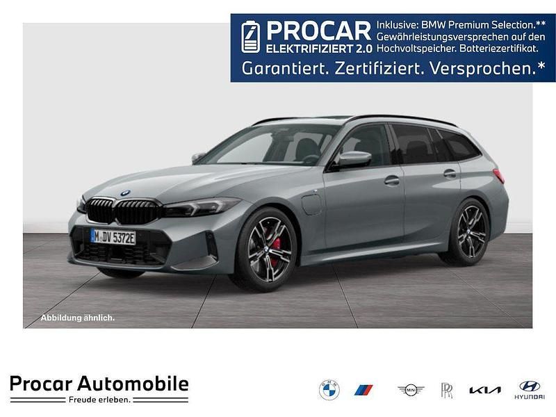 Grau Gebraucht 2024 BMW 330e M Sport Kombi | 47.990 € (Etwas zu teuer) - Bild 1/3