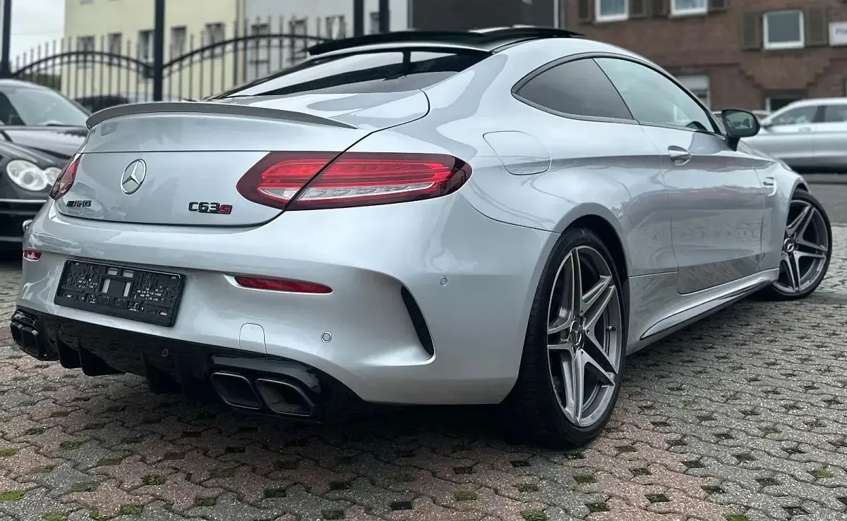 Gebraucht Mercedes C63 AMG AMG 476 PS (350 kW) 2019 Silber Coupé
