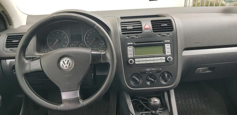 Gebraucht VW Golf V 80 PS (58 kW) 2007 Silber Kleinwagen