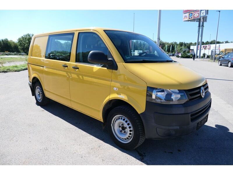 Gebraucht VW T5 84 PS (61 kW) 2013 Ginstergelb r1032 Van