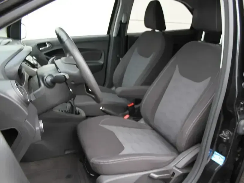 Gebraucht Ford Ka Plus Cool & Sound Edition 86 PS (63 kW) 2017 Schwarz Kleinwagen