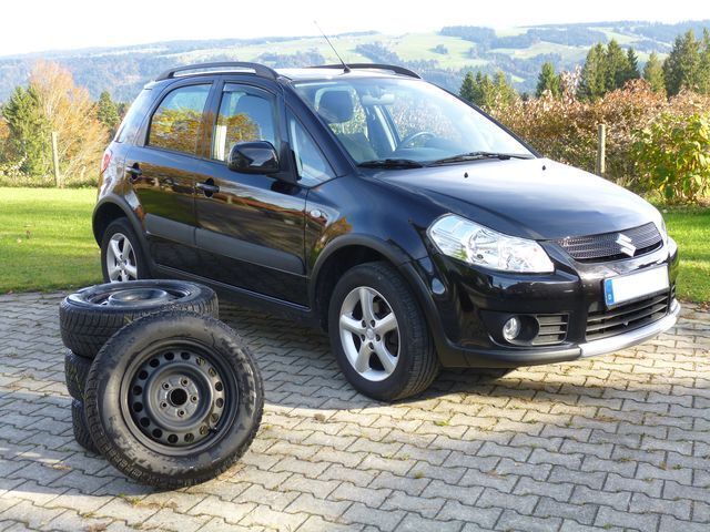 Gebraucht Suzuki SX4 107 PS (78 kW) 2009 Schwarz metallic Limousine