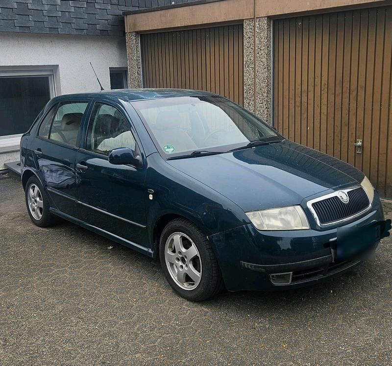 Grün Gebraucht 2000 Skoda Fabia Kleinwagen | 749 € (Guter Preis) - Bild 1/4